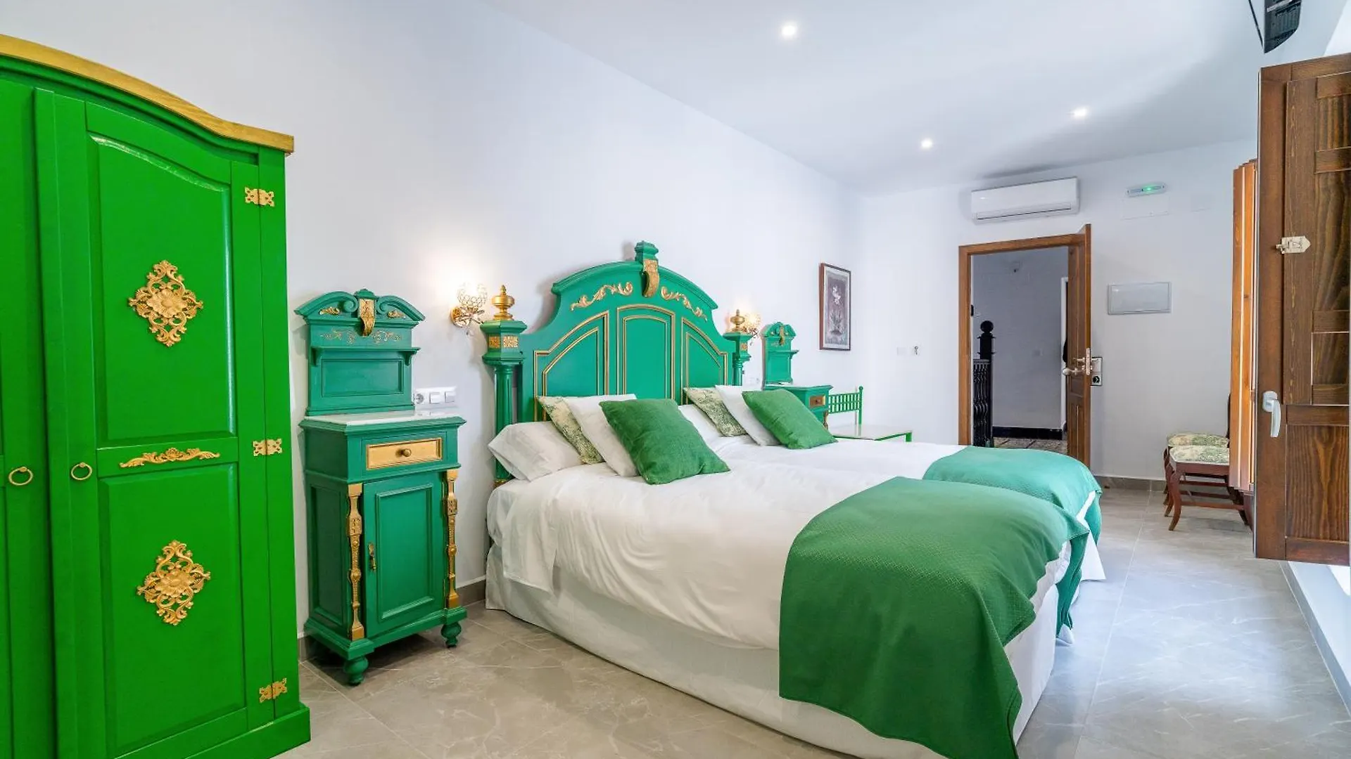 Bed and Breakfast Casa De La Senora Palma del Río 0*,
